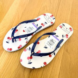 Kate Spade Cherry Print Flip Flops Navy Straps Size 9–10 New